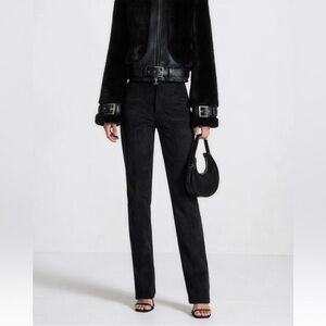 Yvonne & Marie Petite 100% Leather Vintage Suede Pants Size 6P (30” Inseam)